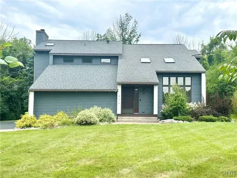 4279 Kencrest Dr, Onondaga, NY 13215