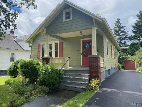 2816 Milton Pl, Utica, NY 13501