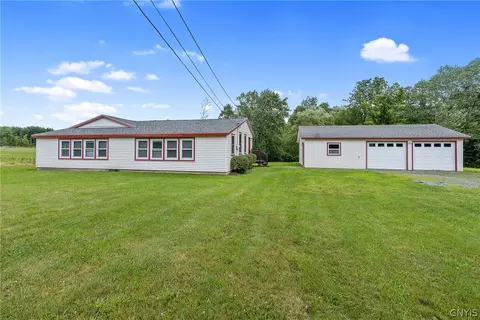 1168 County Route 57, Schroeppel, NY 13069
