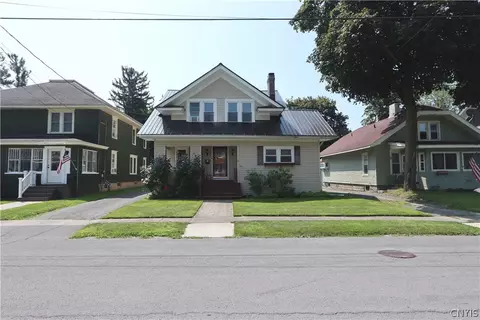 154 Bowers Ave, Watertown, NY 13601