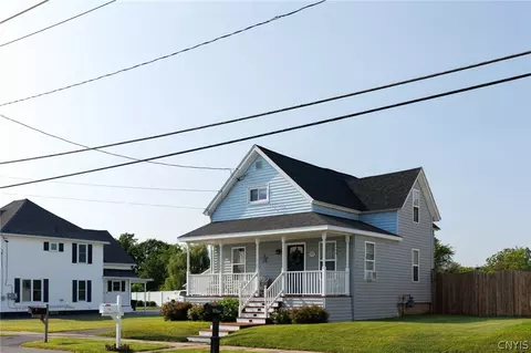 714 Main St, Watertown, NY 13601