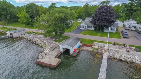 9628 County Route 125, Lyme, NY 13622