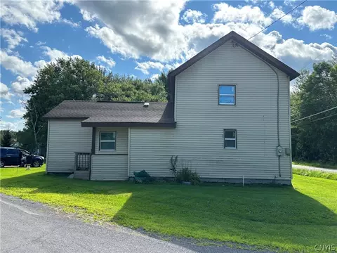 815 Red School House Rd, Palermo, NY 13069