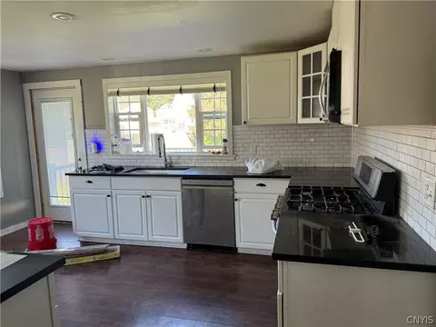52 S 3rd Ave, German Flatts, NY 13357 photo 5