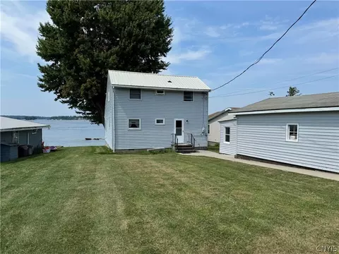 17905 Reed Point Rd, Orleans, NY 13641