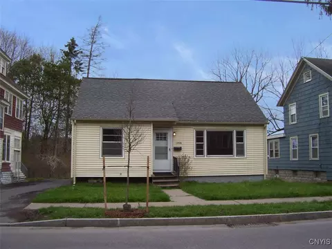 1908 Bellevue Ave, Syracuse, NY 13204