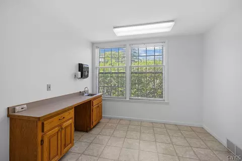 225 Broad St, Oneida, NY 13421 photo 18