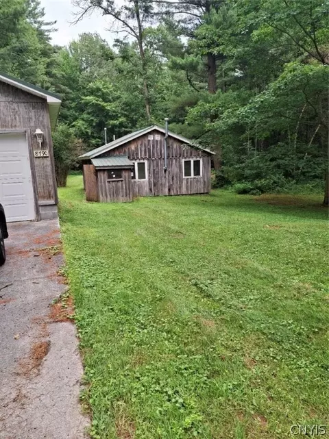 8790 Van Amber Rd, New Bremen, NY 13620