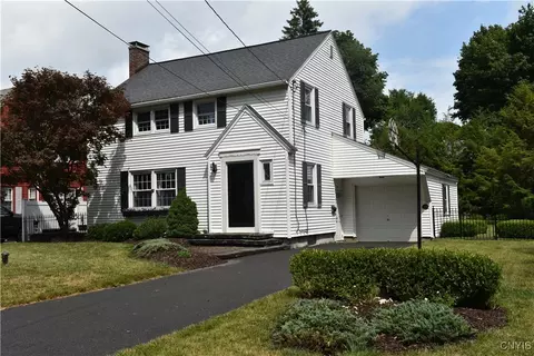 211 Breakspear Rd, Geddes, NY 13219
