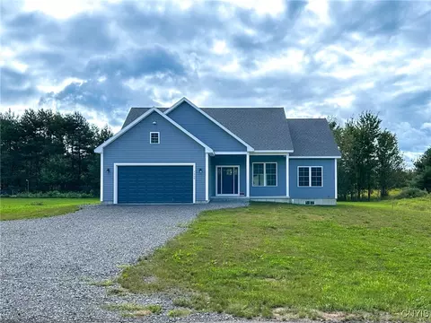 7300 Railroad St, Marcy, NY 13469