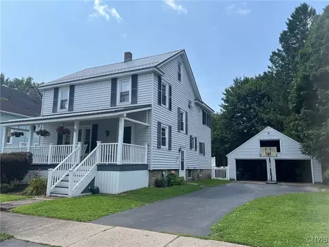 21 Floral Ave, Cortland, NY 13045