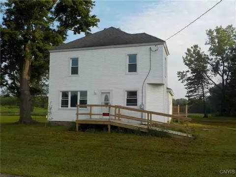 12498 Ira Station Rd, Victory, NY 13033