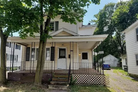 124 Van Anden St, Auburn, NY 13021
