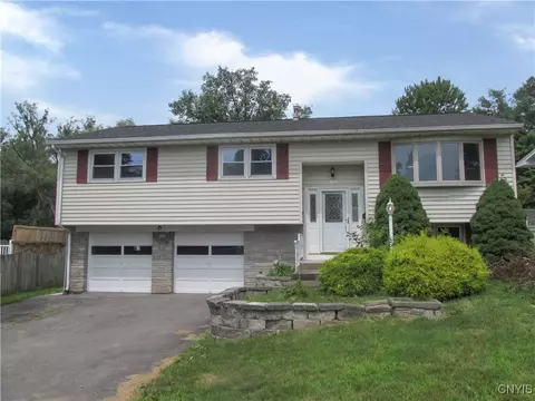 703 Crabapple Dr, Utica, NY 13502