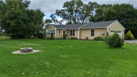 325 Mahaney Rd, King Ferry, NY 13081