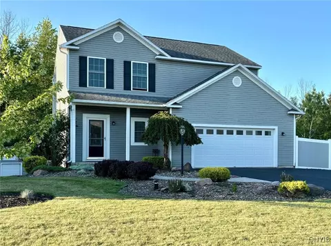 6368 Finish Line Trl, Brewerton, NY 13029
