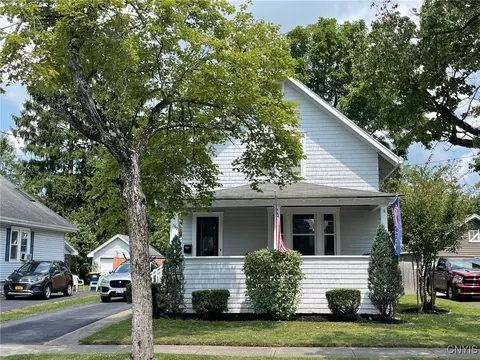 362 Cleveland Ave, Oneida, NY 13421