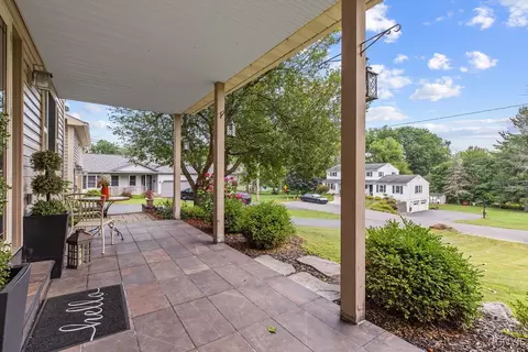 9 Beach Rd, Marcellus, NY 13108 photo 4