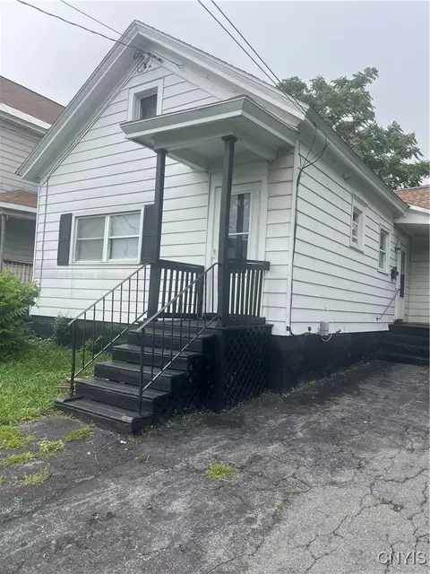 806 1st North St, Syracuse, NY 13208