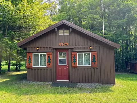 856 N Wart Rd, Boylston, NY 13661