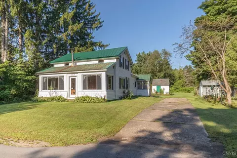 887 Red School House Rd, Palermo, NY 13069