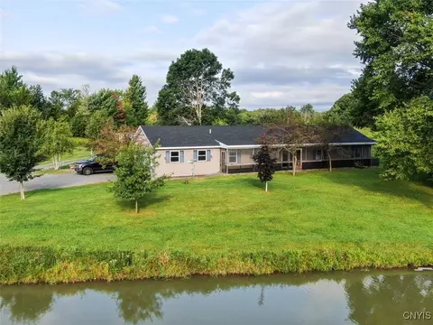 42145 E Bailey Settlement Rd W, Alexandria, NY 13607
