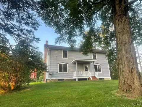 2765 Cannan Rd, Bloomfield, NY 14469