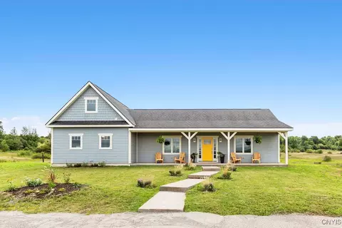 4676 Michigan Rd, Cazenovia, NY 13035