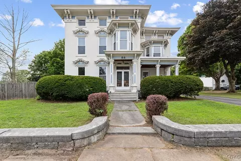 53 S Jefferson St, Mexico, NY 13114