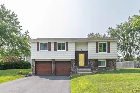8279 Warbler Way, Liverpool, NY 13090