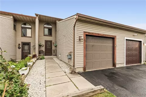 131 Signal Rdg, Syracuse, NY 13209