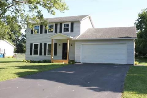 111 Willowcrest Dr, Elbridge, NY 13060