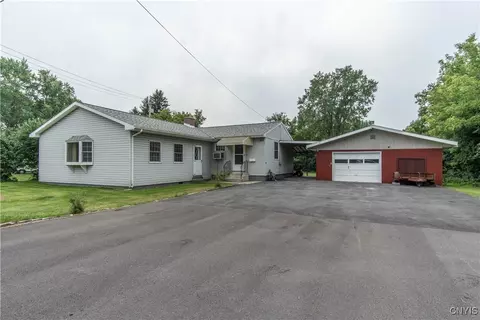 585 Eastern Blvd, Watertown, NY 13601