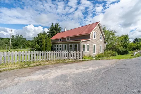 29487 Ansted Rd, Le Ray, NY 13637