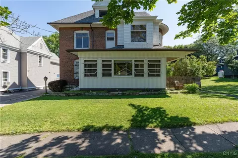 323 Webb St, Clayton, NY 13624