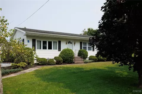 3 Lexington Ave, Antwerp, NY 13608