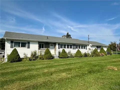 10503 N Park St, Adams, NY 13605