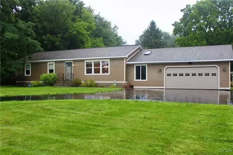 3231 W Seneca Tpke, Onondaga, NY 13215