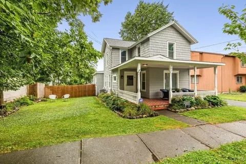 202 Spring St, Fayetteville, NY 13066
