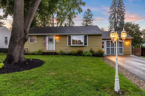 113 Davis St, East Syracuse, NY 13057