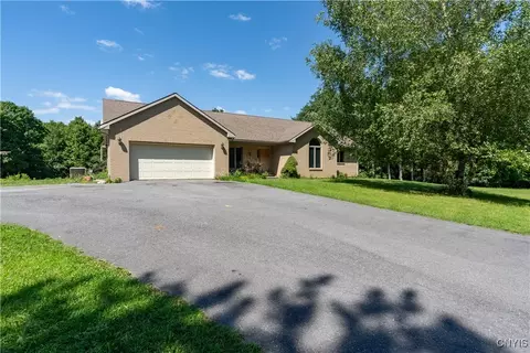 23713 Swan Rd, Watertown, NY 13601
