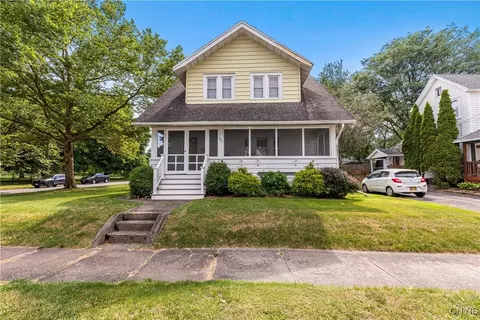 101 Avoca St, Syracuse, NY 13204