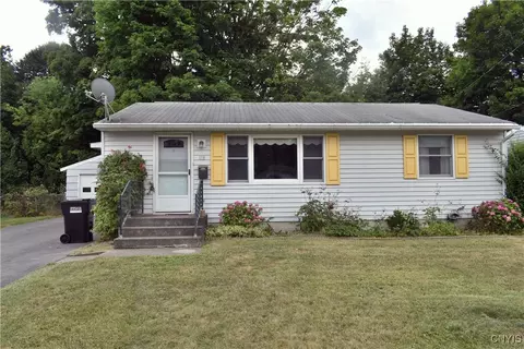 118 Academy Pl, Syracuse, NY 13207