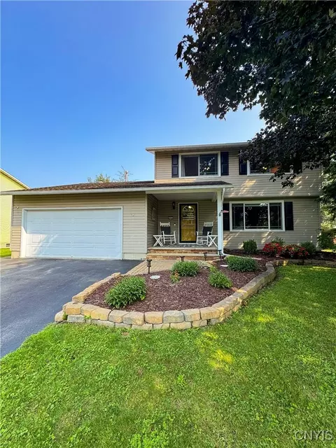 4961 Surrey Ln, Clay, NY 13088
