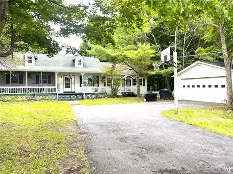 40540 Cross Rd, Theresa, NY 13691