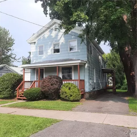 211 Elm St, Oneida, NY 13421 photo 2