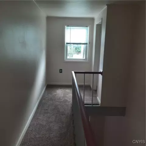 211 Elm St, Oneida, NY 13421 photo 6