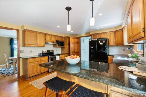 3812 Eider Down Path, Clay, NY 13090 photo 11