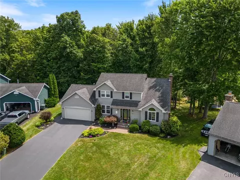 3812 Eider Down Path, Clay, NY 13090 photo 2