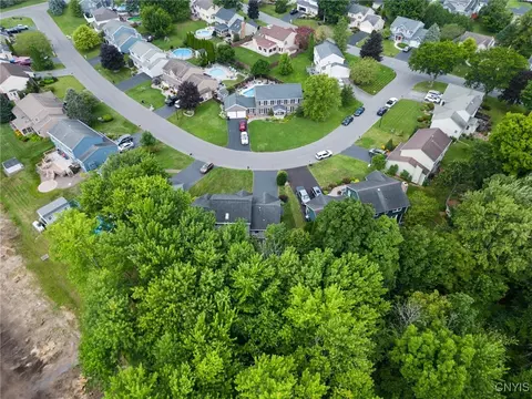 3812 Eider Down Path, Clay, NY 13090 photo 40